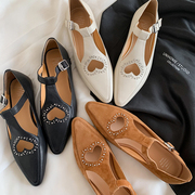 法式尖头玛丽珍鞋女小众设计感镂空心型丁字扣带平底浅口羊皮单鞋