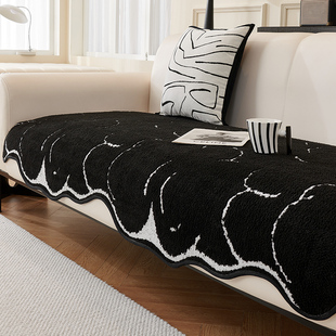 不规则异形毛绒沙发垫，2024冬季黑色，高级感皮沙发防滑套罩盖巾