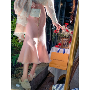 鱼兔子的兔子鱼尾裙，粉色半身裙女2023秋冬款温柔高腰针织长裙