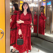 GLEC大码女装2024年高级感惊艳复古红色收腰显瘦连衣裙洋气