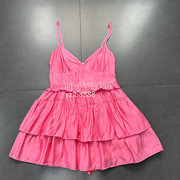 外贸纯原粉色约会裙精致显白V领吊带连衣裙小个子沙滩裙有安全裤