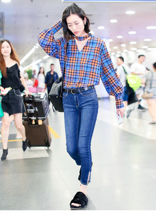 刘雯机场同款夏秋装时尚格子V领衬衫女开叉气质蓝色牛仔裤套装