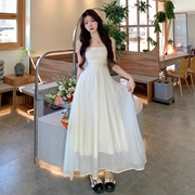 米白色连衣裙女2023春夏超仙气质收腰显瘦吊带长裙纯色礼服裙