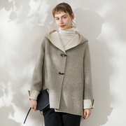 定制面料米灰色撞色高端双面呢大衣女冬季连帽斗篷牛角扣羊毛外套