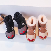 可爱小鲨鱼儿童雪地靴，真皮靴子2023冬男女宝宝棉靴羊毛保暖靴