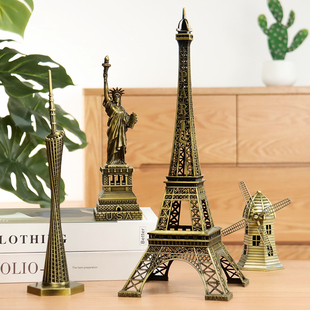 巴黎埃菲尔铁塔模型装饰品摆件创意，家居摆设卧室客厅小酒柜电视柜
