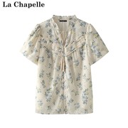 拉夏贝尔/La Chapelle夏季法式木耳边系带V领灯笼袖短袖碎花衬衫