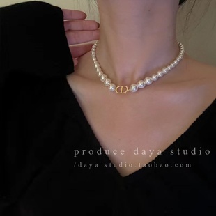 珍珠项链高级设计感女轻奢颈链，小众毛衣2024年锁骨装饰冷淡风