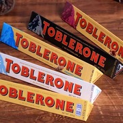 Toblerone 进口瑞士三角黑巧克力牛奶白巧克力休闲多口味100g