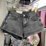 辣妹美式复古灰色牛仔短裤女2024夏季设计感高腰显瘦修身热裤