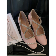 le'queen设计感爱心水钻，交叉带玛丽珍粗跟鞋漆皮时尚单鞋中跟粉色