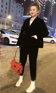 欧洲站2020秋冬新韩版网红黑色，金丝绒棉服散摆显瘦和服系带外套女