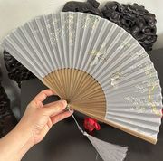 中国风手绘仙鹤梅花折扇新中式，扇汉服女式折叠扇夏季日用扇