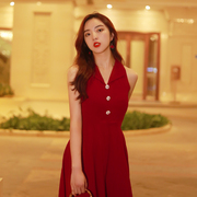 赫本风法式连衣裙无袖，红色裙子收腰气质长裙显瘦大摆礼服裙女夏季