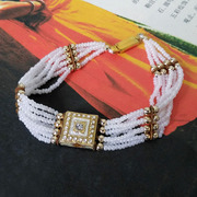 2023印度首饰波西米亚民族风，精致釉彩白色，花卉琉璃珠编织手链手环