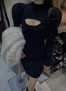 黑色假两件加厚针织毛衣，连衣裙秋冬镂空泡泡袖收腰修身性感包臀裙
