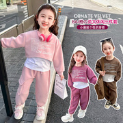 女童2024春秋季最韩版洋气时髦工装裤，三件套女宝宝中小童套装