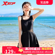 特步泳衣女连体2024年保守裙式遮肚显瘦性感，韩国度假泡温泉装