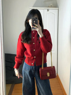 红色针织开衫女秋冬高级感内搭毛衣打底衫收腰显瘦短款灯笼袖上衣