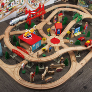木质小火车轨道套装，磁性电动车头积木益智类，拼装儿童玩具