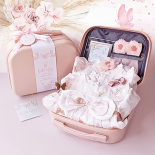 婴儿礼盒粉嫩色套服装新生，小公主女孩宝宝蝴蝶，裙哈衣送人礼物可爱