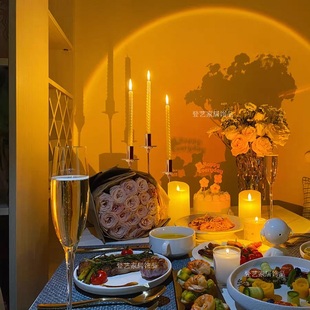 欧式现代轻奢高级感蜡烛台西餐桌摆件网红浪漫烛光晚餐场景布置
