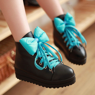  秋冬季新款少女靴子甜美蝴蝶结坡跟厚底松糕底系带短靴马丁靴
