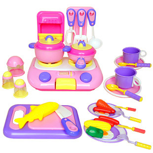 过家家玩具套装...