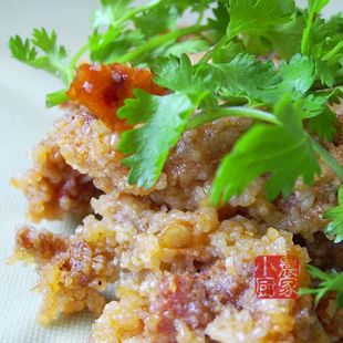  自制招牌私房菜（农家荷叶粉蒸牛肉）乡村风味香辣好吃！