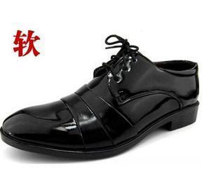  新品男士韩版潮流时尚系带尖头漆皮休闲皮鞋低帮鞋板鞋透气单鞋