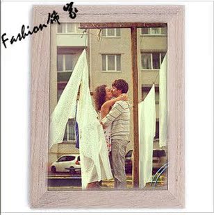 男朋友3月12日生日,年龄24岁,做销售工作,喜欢