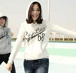 外贸品牌P18   秋冬装<span class=H>女</span>装 <span class=H>卫衣</span>外套w9003