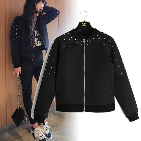 【多图】<em>黑色短</em>外套怎么搭配_黑色的短<em>外套搭</em>