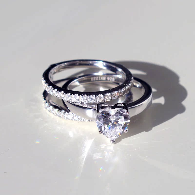 【Uzziah】925纯银 心形克拉钻 订婚结婚戒指 套戒 3种戴法 【Uzziah】925纯银 心形克拉钻 订婚结婚戒指 套戒 3种戴法