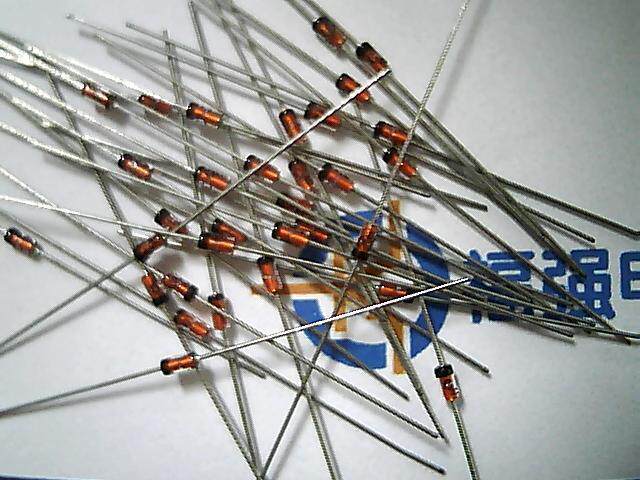 1N4148 开关二极管(玻封)