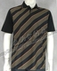 黑底斜条短袖T恤