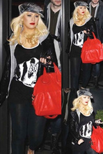 �����ֻ� �������� Christina Aguileraͬ��Lauren Moshiȭͷ����