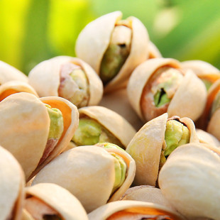  百草味 坚果零食特产 原色无漂白 美国开心果200g*4袋 包邮