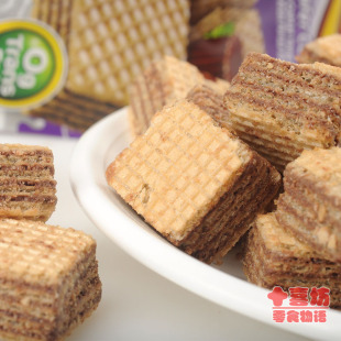  马来西亚进口食品 麦奇妙乐巧克力榛子口味威化饼干105（115）g