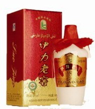  白酒 新疆伊力特酒 52度伊力老窖 浓香型高度中国名酒 500ml酒类