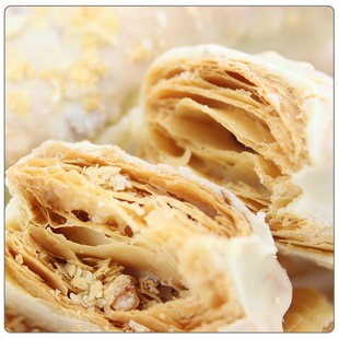  台湾风味零食特产糖客榛子味松塔千层酥盒装14只约250g