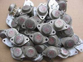 ★日产东芝金封管:2SA739 9元\/只、2SC1576