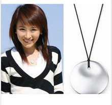 Versión coreana del almacén al por mayor chapado en plata de ley 925 TIFFANY negro collar de cuerda de lotes mixtos de obleas