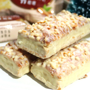  买4江浙沪皖包邮 台湾进口蜜兰诺77松塔12个 特产零食年货