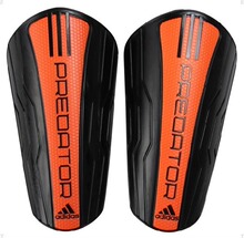 JAN.���ϴ�˹PRED. LESTO�忨ʽ���Ȱ� ADIDAS ר����Ʒ  X16850