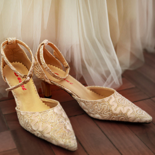  金银色系带尖头闪亮蕾丝中跟高跟婚纱鞋新娘鞋婚鞋旗袍鞋金色婚鞋