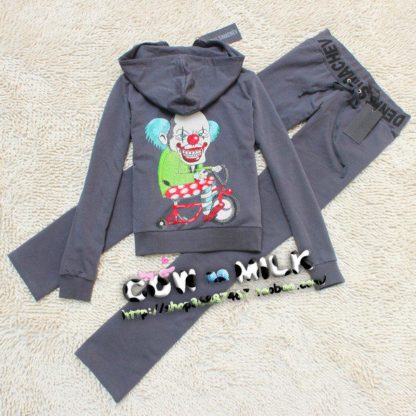 2011新秋俄罗斯DENIS SIMACHEV小丑 镶钻 运动休闲情侣套装女