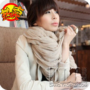 48包邮[W1010]韩版围巾 韩国秋冬女麻质长版丝巾 糖果大皱皱围巾
