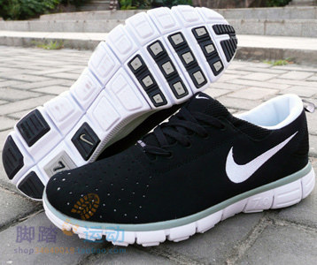 冲皇冠 特价★耐克/NIKE 赤足 7.0  跑步 鞋 黑白 超轻 5折 <span class=H>包邮</span> 淘宝网