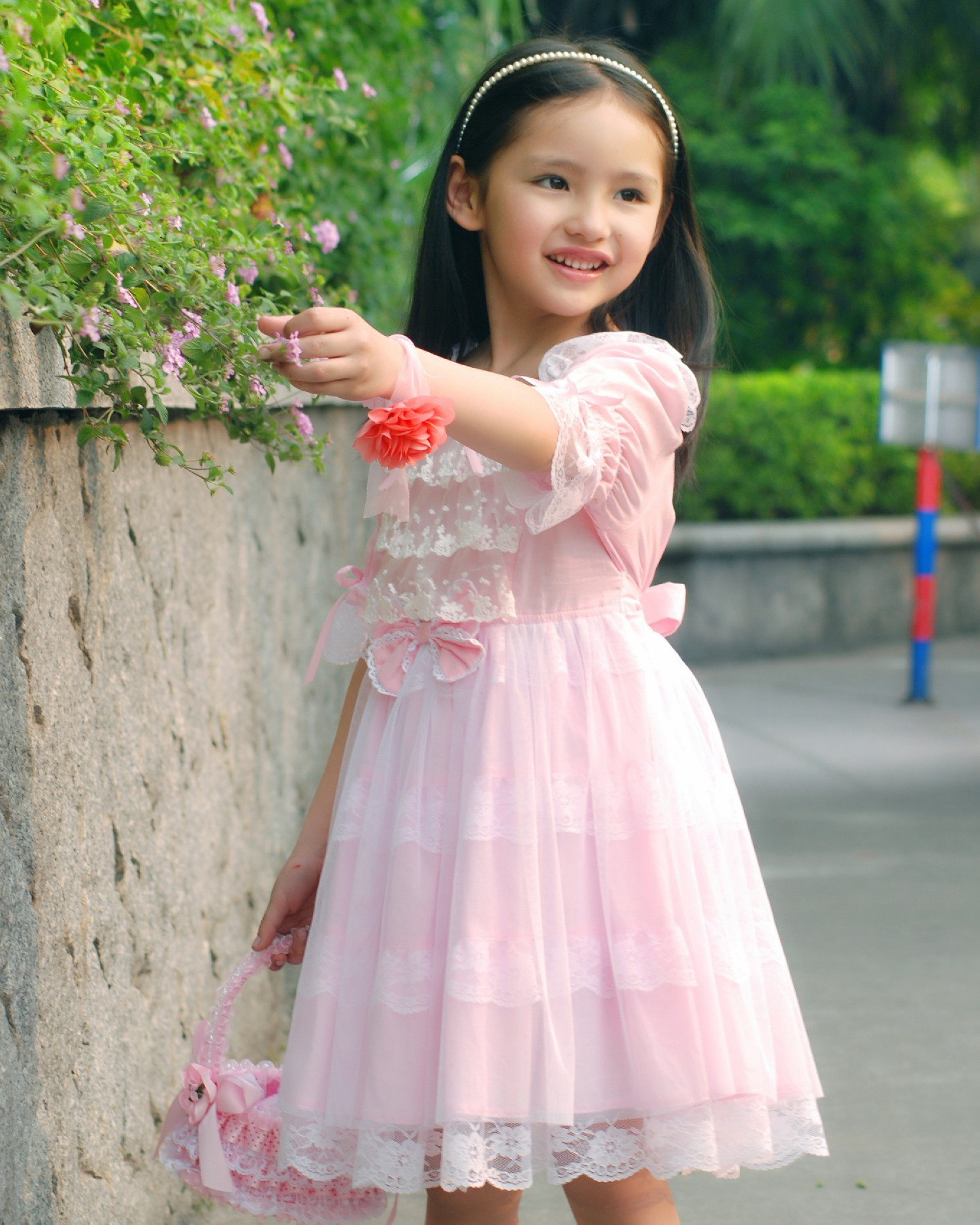 儿童裙子,小板牙 11年夏 <em>女童</em>牛仔背心裙 红格